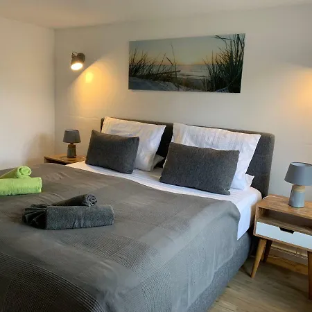Apartment No.18